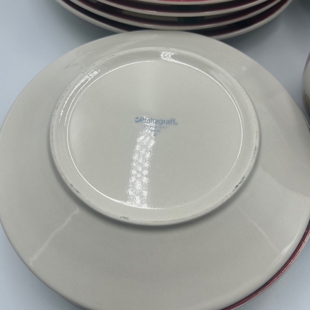 Pfaltzgraff Snow Bear Christmas Holiday Dinnerware Set 12pc Plates and Bowls - Picture 3 of 9